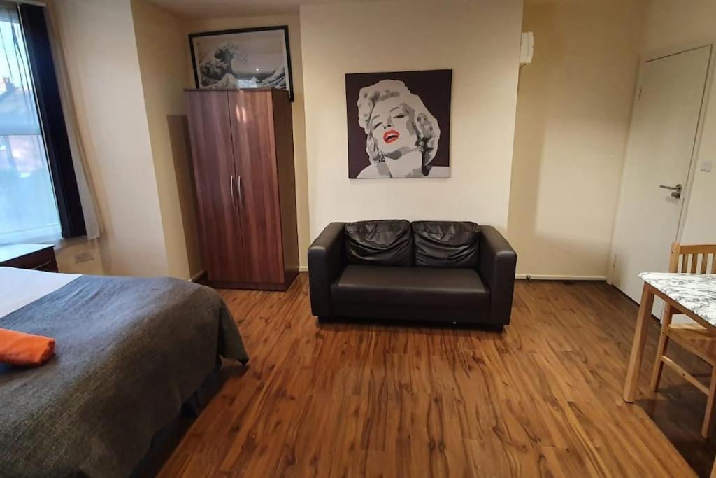 Studio 69 London Eksteriør bilde